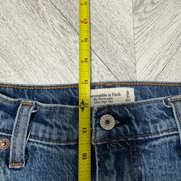 Abercrombie and Fitch | 90's Straight Ultra High Rise - Size 29 - Picture 10 of 11